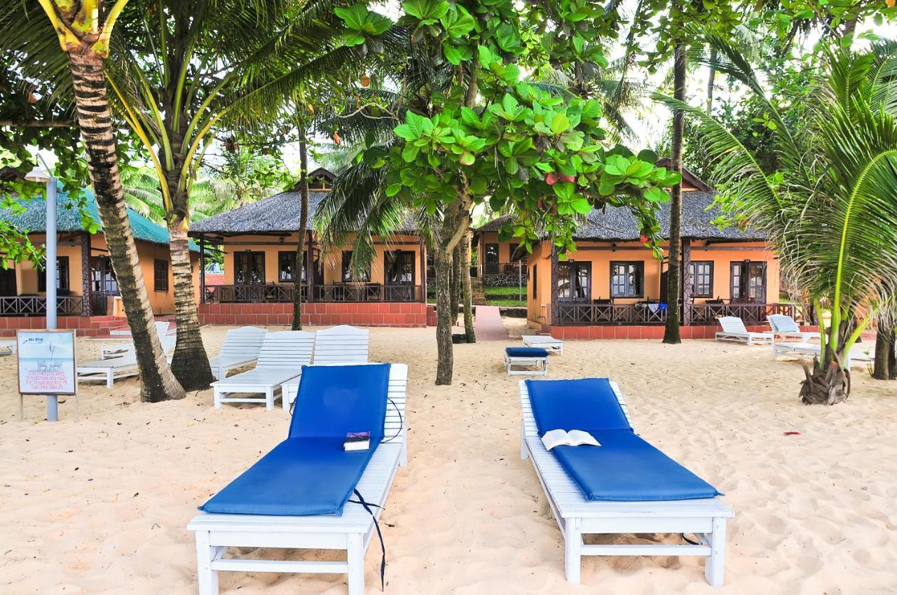 Bungalow Beach Front,776421091:JPEG